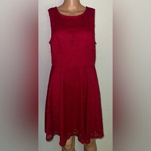 City Triangles, sleeveless floral lace dress. Size XL